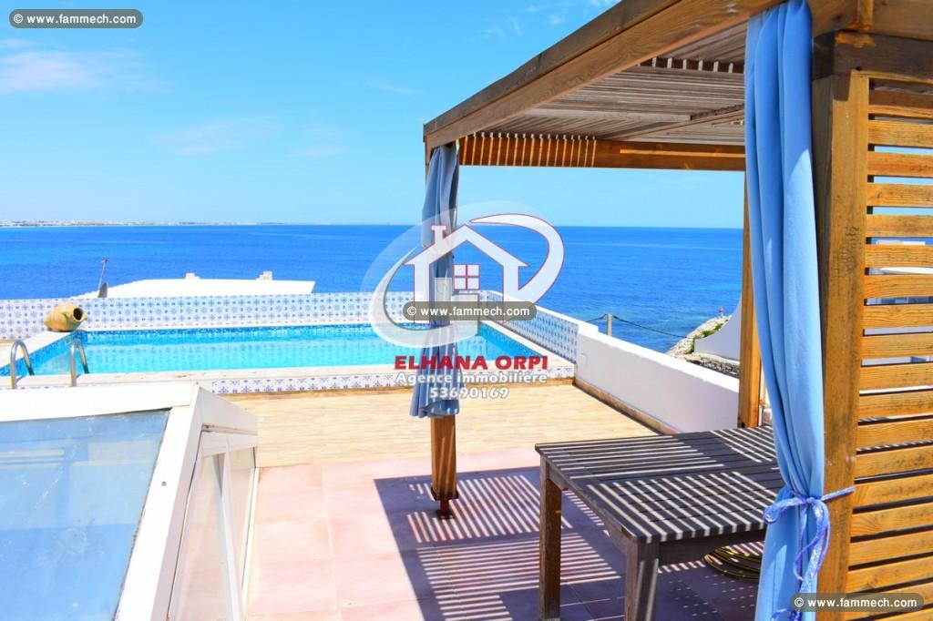  A vendre superbe villa vue sur mer avec piscine à