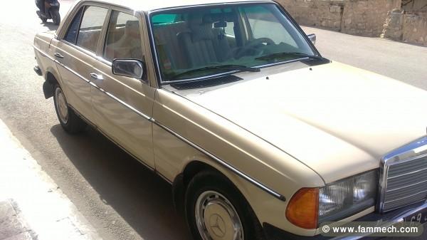 belle voiture mercedes benz 200d