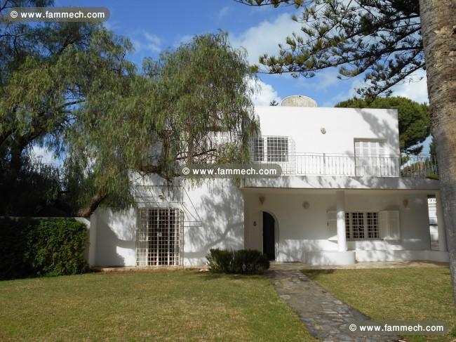  Maison de maître de très haut standing à Gammarth