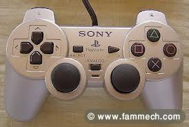 manetes sony pour playstation2 en bonne etats