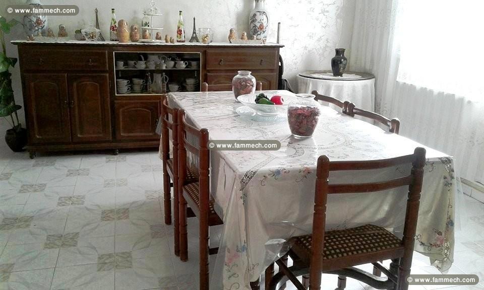  Salle à manger Table avec 6 chaises & Buffet 