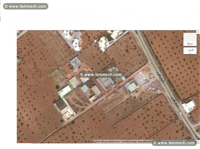 	Terrain 2000 m2 dont 500m2 batiment