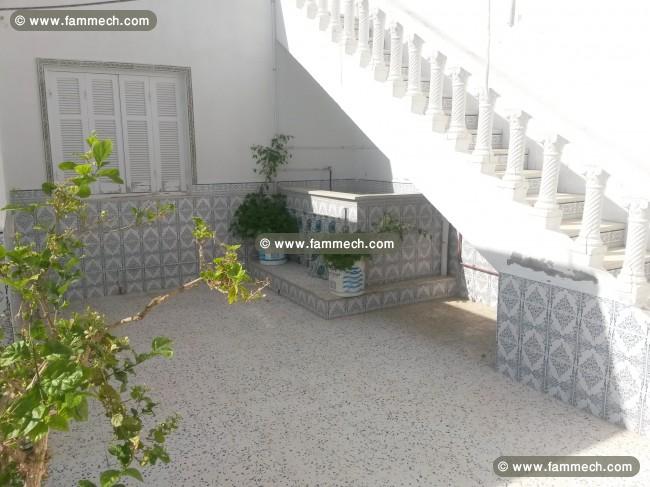  Un grand maison au centre de hammam sousse
