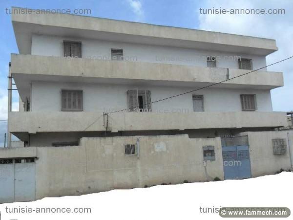 1er et 2ème étage commercial ou industriel 1100m2