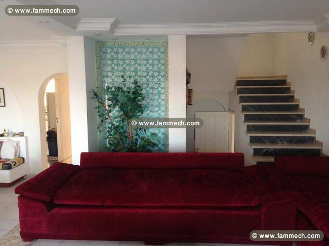 2 grands sofas en rouge bordeaux NEUFS 