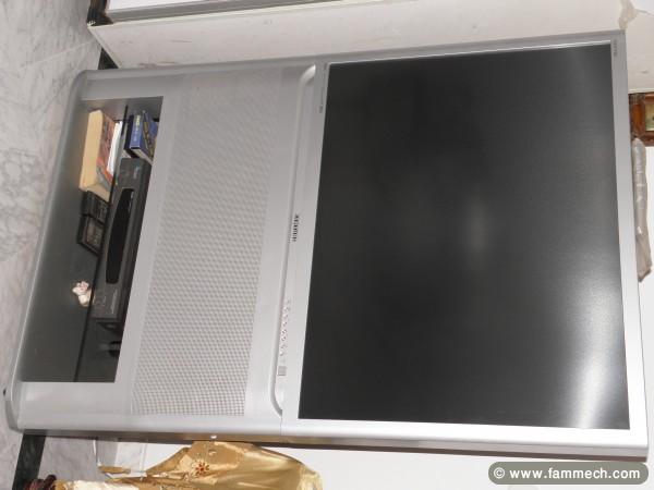 Sumsung ecran plat 109 cm