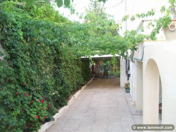villa rez de jardin haut standing a louer (été)