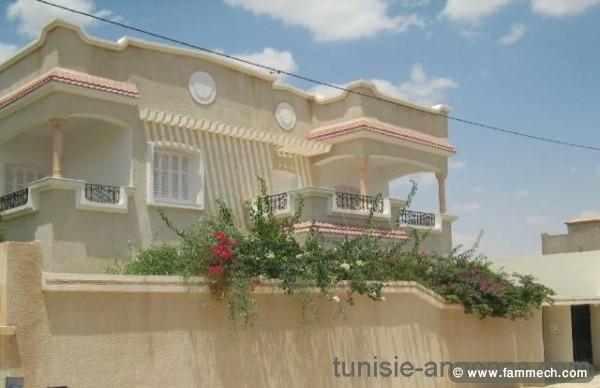 Villa Haut-standing dans un quartier calme