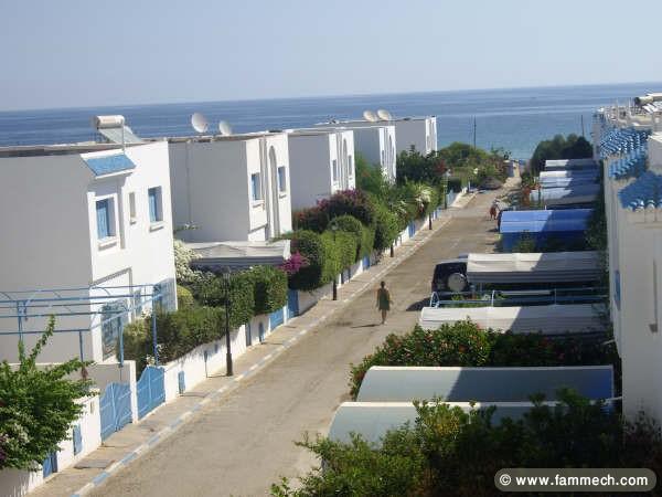 location appart au bord de la mer a chott mariem