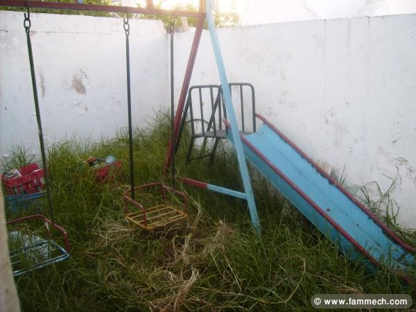 A vendre balançoire pour jardin d'enfant