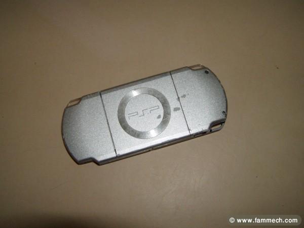 PSP Slim\Lite 3000 + UMD PES 2009