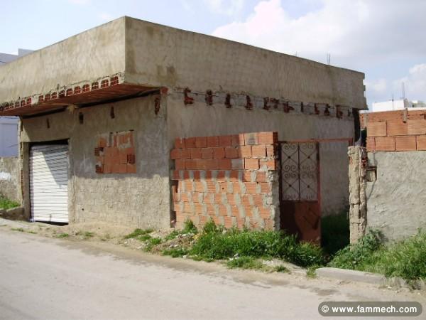 terrain a vendre a rades plage 
