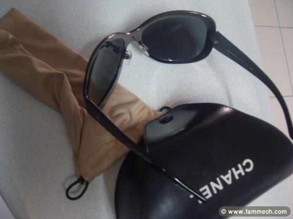 A VENDRE LUNETTE CHANEL D'ORIGINE, CHIC ET SPORT. 