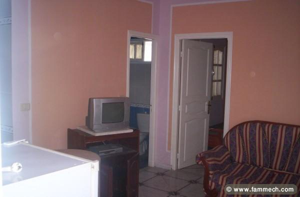 immeuble comporte,5 logements