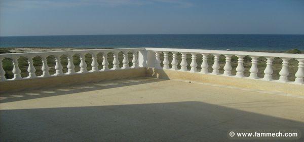 Belle Villa non meublée, près de la mer