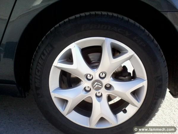 a vendre citroen C5 exclusive 1600 HDI 6 CV 