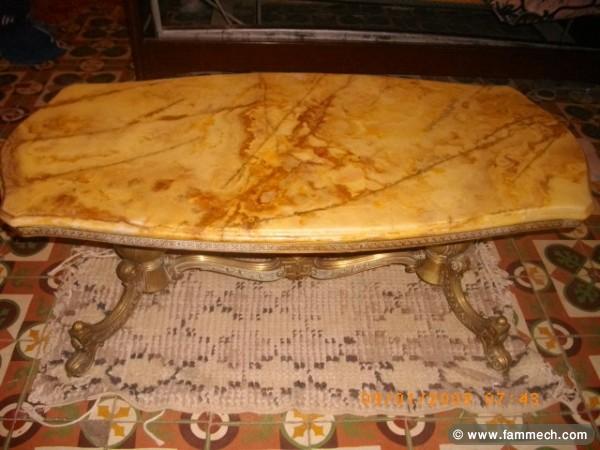 Table en bronze