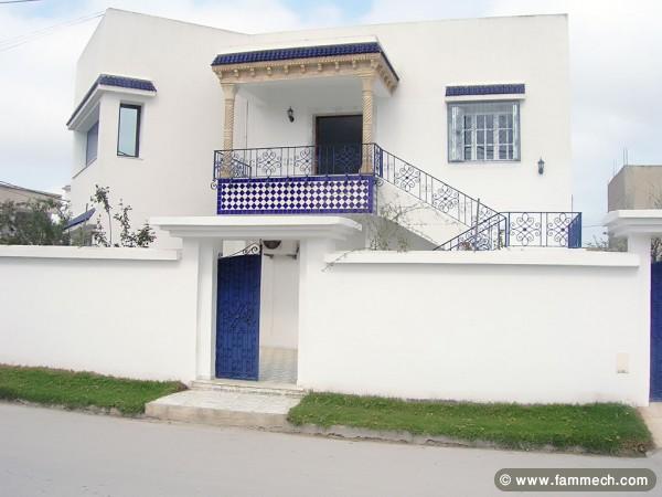 Etage de villa a la marsa