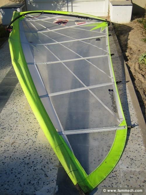 VEND Planche à voile type Funboard toute complète