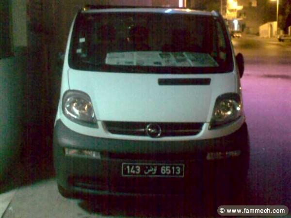 Opel Vivaro neuf 6 vitesse 3 place