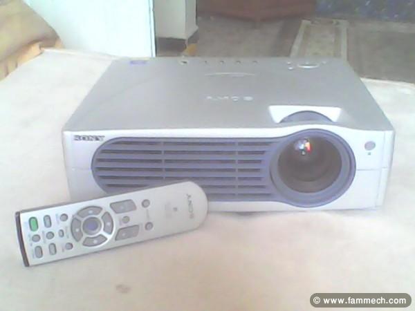 Vidéoprojecteur SONY VPL PX11