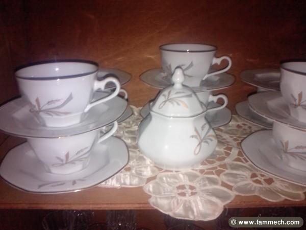 service à table en porcelaine