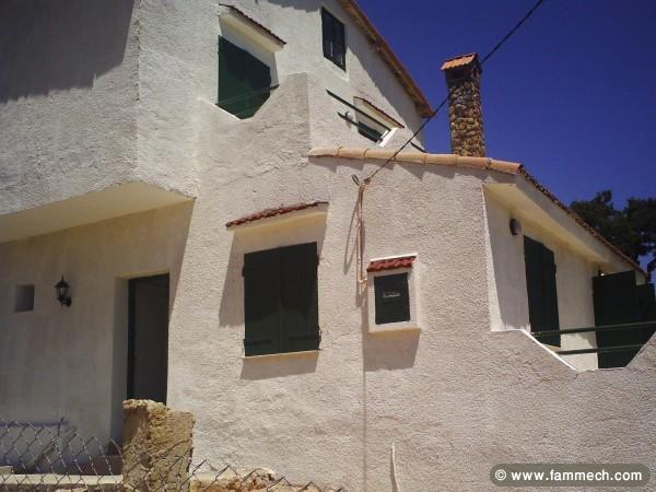 villa neuve en montagne de Ain Draham