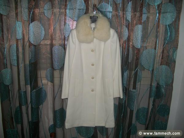 MANTEAU CACHEMIRE BLANC AVEC FORURE DU LAPIN 