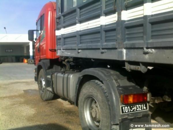 Avendre 6 camions scania avec plateaux
