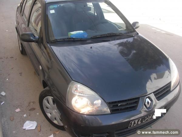 a vendre clio classic ttes options.....