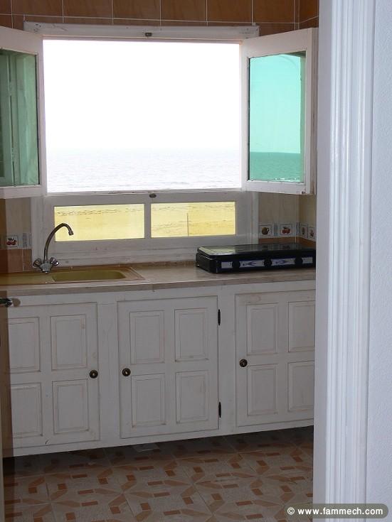 Appartement bord de mer sur la plage de gabes