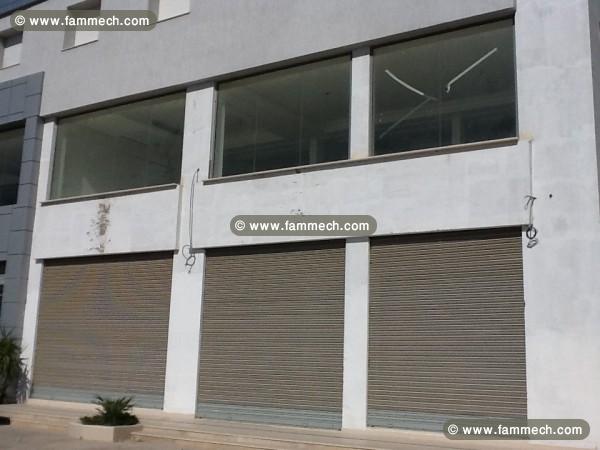 LOCAL COMMERCIAL SUR L’AUTO-ROUTE DE LA MARSA