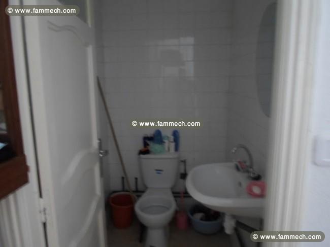 studio pour fille ou étranger