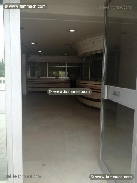 À VENDRE UN LOCAL COMMERCIAL EL MOUROUJ 3