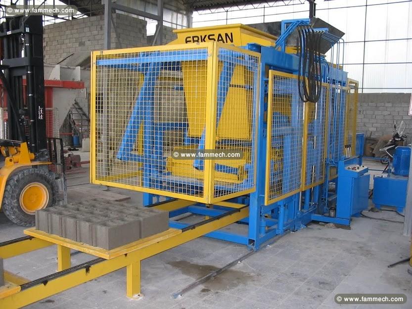 Machine de fabrication de brique