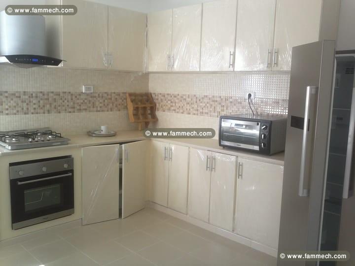 luxueux S+2  meublé  a Soukra 