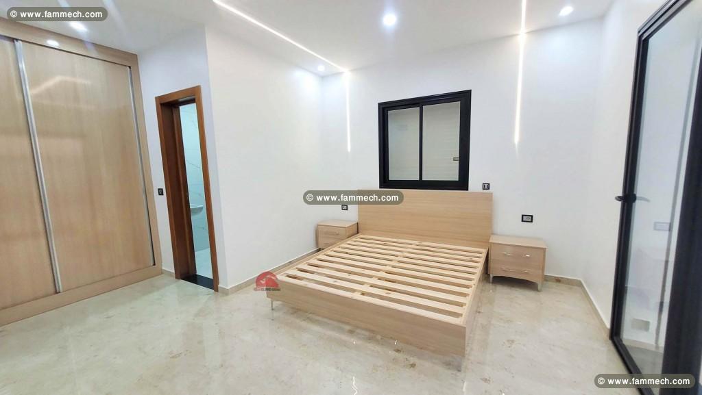  VILLA AVEC PISCINE À SIDI JMOUR DJERBA - RÉF V682