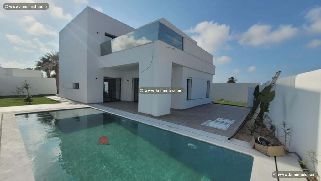 VILLA NEUVE ZONE TOURISTIQUE MEZRAYA-REF V640