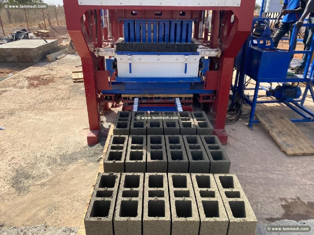 Machine de parpaing OTT4.2D brique agglos bloc TR