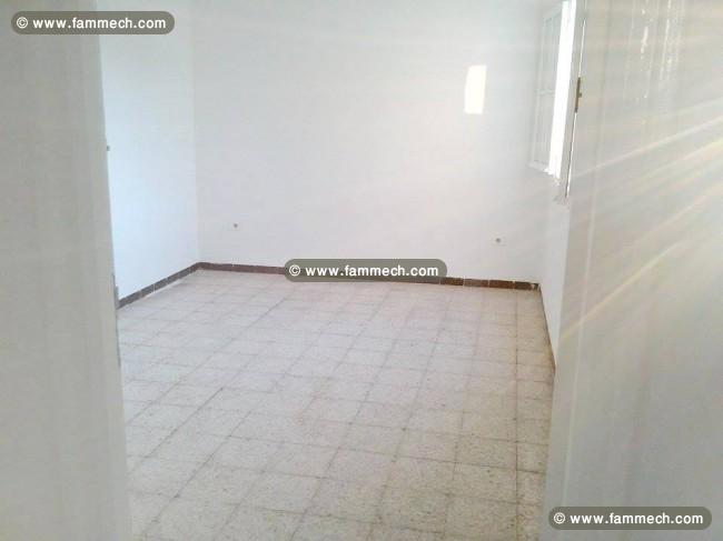A louer appartement au 1 er ètage 