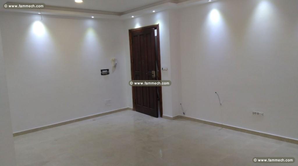 A louer appartement S+2 ( 1er étage villa) 100 m²