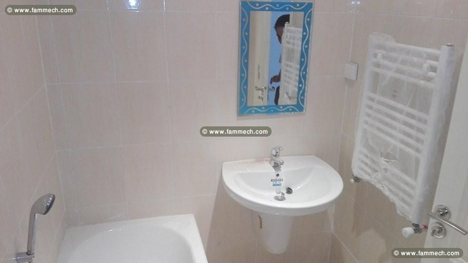 A louer un appartement S+3 Hts 156M