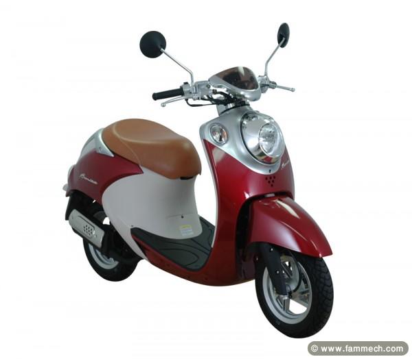A vendre 4 scooter