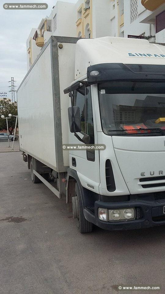 A vendre camion IVECO 100E18