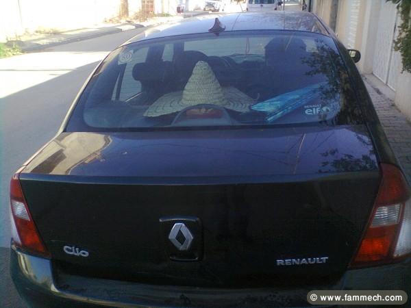 A vendre clio classic 1ére main en trés bonne etat
