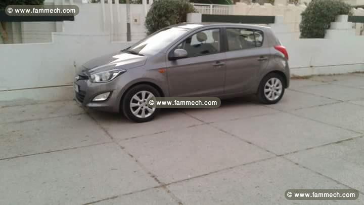 A vendre hyundai toute option 1 er pain etat neuve