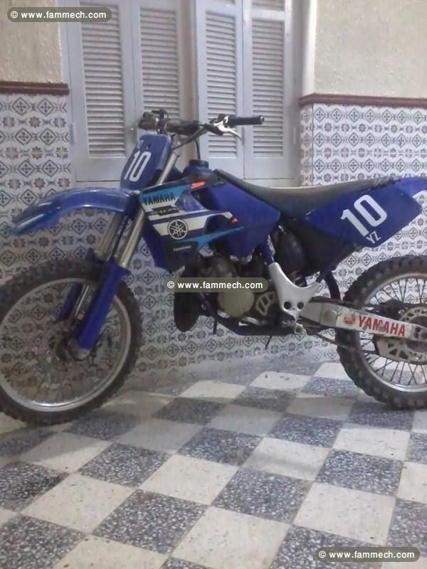 a vendre moto cross Yamaha 125 compétition YYZZ 