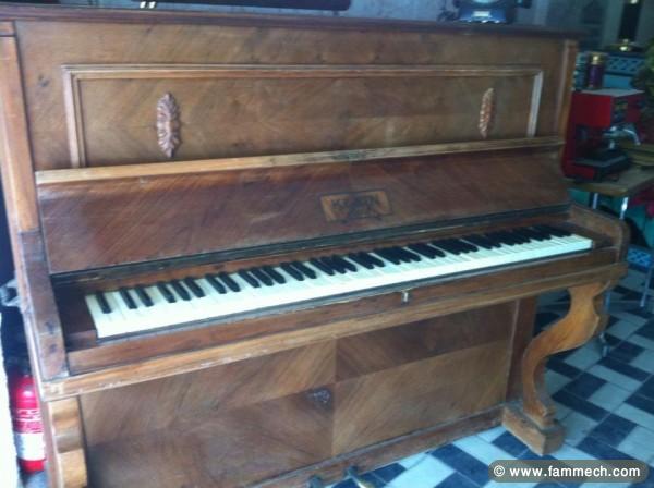 a vendre piano klein paris antique en tres bon etat