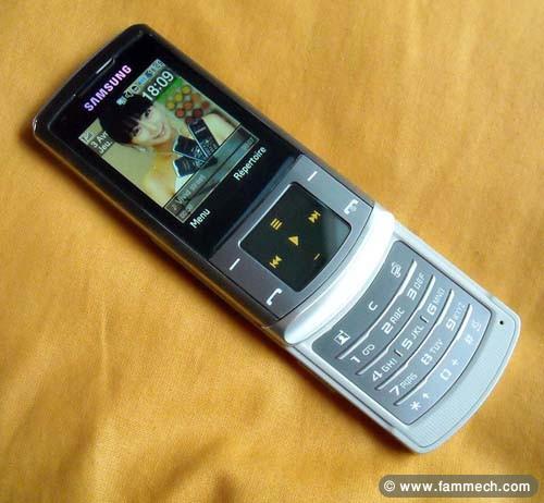 a vendre U900 en tres bonne etat