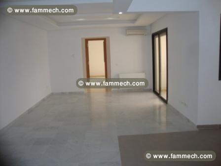 A vendre un appartement S+2 haut standing avec vue